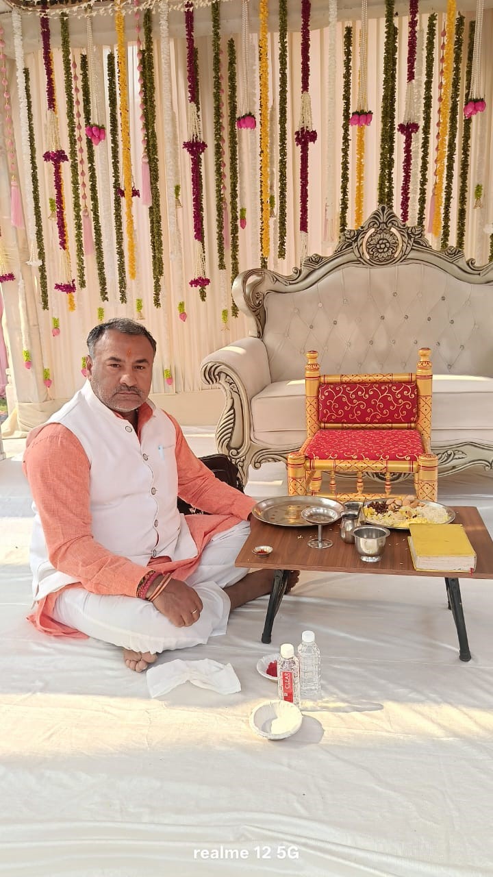 Pandit Santosh Kumar Shastri, founder of Bhagyodya